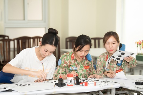 Tin tức giải trí 17-6: Phim tai tiếng The Idol sẽ có mùa 2? - Ảnh 2. Tin tức giải trí 17-6: Phim tai tiếng The Idol sẽ có mùa 2? - Ảnh 2.