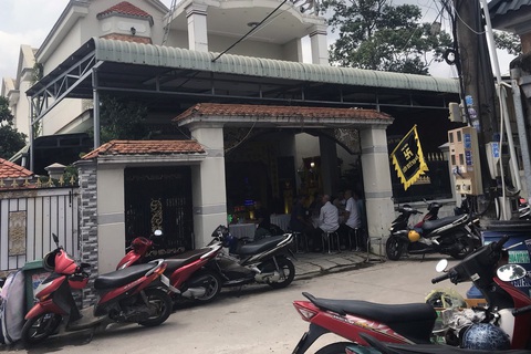 Người đàn ông chết, miệng đầy giấy vệ sinh nghi con trai ngáo đá sát hại - Ảnh 1. Người đàn ông chết, miệng đầy giấy vệ sinh nghi con trai ngáo đá sát hại - Ảnh 1.
