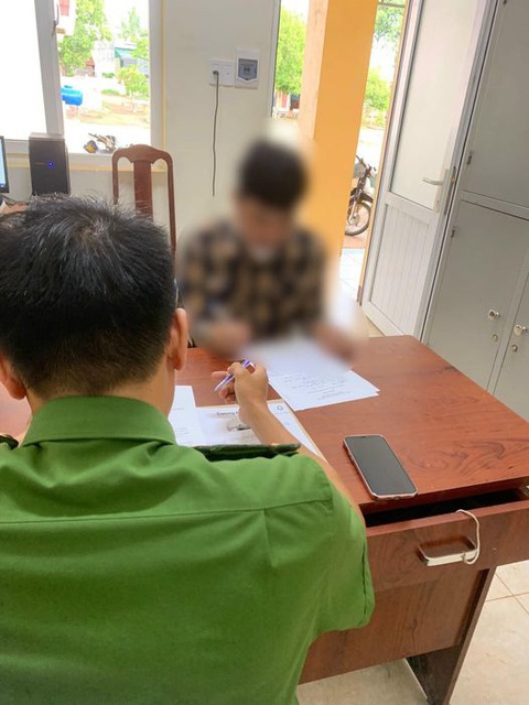 Vụ tấn công 2 trụ sở UBND xã ở Đắk Lắk: Xử lý hơn 100 Facebooker đăng sai sự thật - Ảnh 2. Vụ tấn công 2 trụ sở UBND xã ở Đắk Lắk: Xử lý hơn 100 Facebooker đăng sai sự thật - Ảnh 2.