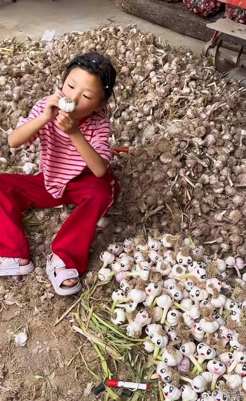 Ảnh vui 18-6: Bao người phải trông gà hóa cuốc! - Ảnh 4. Ảnh vui 18-6: Bao người phải trông gà hóa cuốc! - Ảnh 4.