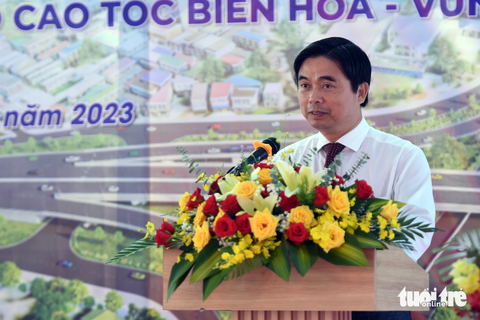 Thủ tướng: Quyết tâm đến năm 2025 có trên 3.000km cao tốc đưa vào khai thác - Ảnh 8. Thủ tướng: Quyết tâm đến năm 2025 có trên 3.000km cao tốc đưa vào khai thác - Ảnh 8.