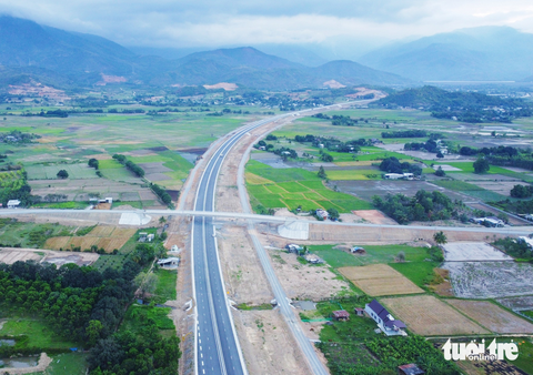 Thủ tướng khánh thành 2 tuyến cao tốc Nha Trang - Cam Lâm, Vĩnh Hảo - Phan Thiết - Ảnh 3. Thủ tướng khánh thành 2 tuyến cao tốc Nha Trang - Cam Lâm, Vĩnh Hảo - Phan Thiết - Ảnh 3.