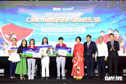Nhiều thú vị trong lễ trao giải Cảm hứng SEA Games 32 - Ảnh 1. Nhiều thú vị trong lễ trao giải Cảm hứng SEA Games 32 - Ảnh 1.