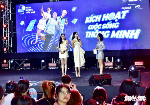 Thanh Thủy, Ngọc Hằng chia sẻ bí kíp quản lý chi tiêu không tiền mặt - Ảnh 1. Thanh Thủy, Ngọc Hằng chia sẻ bí kíp quản lý chi tiêu không tiền mặt - Ảnh 1.