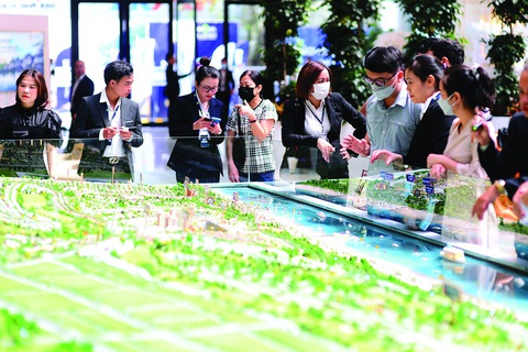 Ủy ban Kinh tế Quốc hội: Không nên bắt buộc mua bán bất động sản qua sàn - Ảnh 1. Ủy ban Kinh tế Quốc hội: Không nên bắt buộc mua bán bất động sản qua sàn - Ảnh 1.