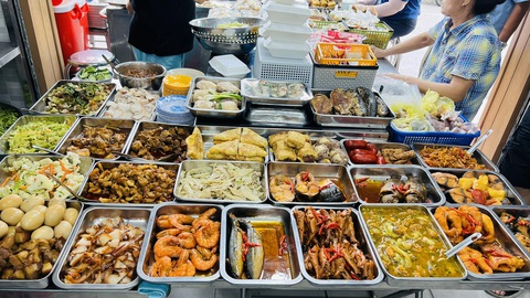 Ra quán ăn cơm nhà - Ảnh 1. Ra quán ăn cơm nhà - Ảnh 1.