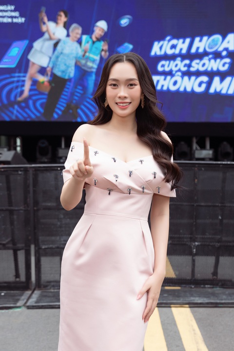 Hé lộ danh tính hoa hậu đứng đầu trong đợt thi tuyển biên tập viên, người dẫn chương trình của VTV9 - Ảnh 5. Hé lộ danh tính hoa hậu đứng đầu trong đợt thi tuyển biên tập viên, người dẫn chương trình của VTV9 - Ảnh 5.