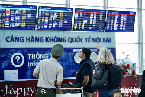 Tỉ lệ đúng giờ cất, hạ cánh tại sân bay Tân Sơn Nhất của các hãng ra sao? - Ảnh 1. Tỉ lệ đúng giờ cất, hạ cánh tại sân bay Tân Sơn Nhất của các hãng ra sao? - Ảnh 1.