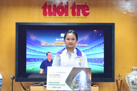 Bou Samnang háo hức với chuyến đi Sơn Đoòng trị giá 3.000 USD - Ảnh 1. Bou Samnang háo hức với chuyến đi Sơn Đoòng trị giá 3.000 USD - Ảnh 1.