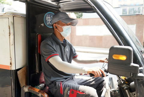 Nắng nóng như thiêu đốt tại Ấn Độ, hàng chục người chết - Ảnh 6. Nắng nóng như thiêu đốt tại Ấn Độ, hàng chục người chết - Ảnh 6.