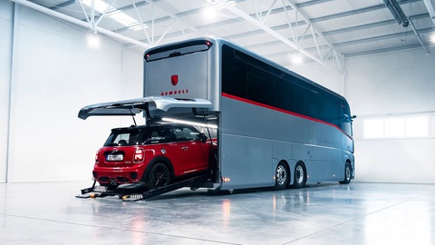 Nhà di động như du thuyền sang trọng: Mọi thứ đều được sưởi ấm, có cả garage để vừa xe Mercedes-Benz - Ảnh 3. Nhà di động như du thuyền sang trọng: Mọi thứ đều được sưởi ấm, có cả garage để vừa xe Mercedes-Benz - Ảnh 3.