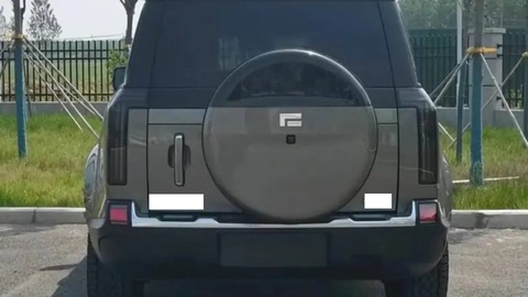 Google nhầm xe Trung Quốc với Land Rover Defender - Ảnh 3. Google nhầm xe Trung Quốc với Land Rover Defender - Ảnh 3.