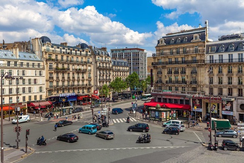 Sau 50 năm, dân Paris vẫn ghét cay ghét đắng tòa nhà chọc trời duy nhất - Ảnh 2. Sau 50 năm, dân Paris vẫn ghét cay ghét đắng tòa nhà chọc trời duy nhất - Ảnh 2.