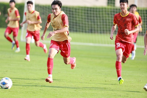 HLV Hoàng Anh Tuấn: U17 Việt Nam có lợi thế trước U17 Nhật Bản - Ảnh 1. HLV Hoàng Anh Tuấn: U17 Việt Nam có lợi thế trước U17 Nhật Bản - Ảnh 1.