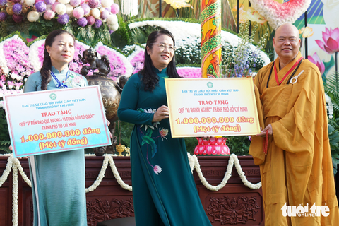 Đại lễ Phật đản: Phát huy tinh thần phụng đạo, giúp đời - Ảnh 5. Đại lễ Phật đản: Phát huy tinh thần phụng đạo, giúp đời - Ảnh 5.