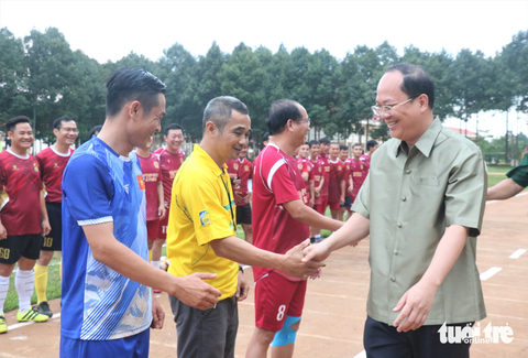 Phó bí thư Thành ủy Nguyễn Hồ Hải thăm Sư đoàn 302 - Ảnh 2. Phó bí thư Thành ủy Nguyễn Hồ Hải thăm Sư đoàn 302 - Ảnh 2.