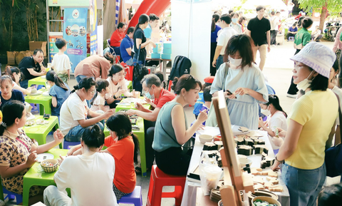 Bắt đầu Lễ hội thiếu nhi TP.HCM nhiều sắc màu - Ảnh 1. Bắt đầu Lễ hội thiếu nhi TP.HCM nhiều sắc màu - Ảnh 1.