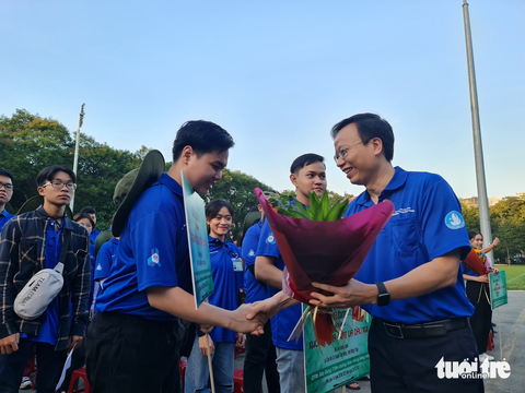 Hơn 700 chiến sĩ Mùa hè xanh Bách khoa xuất quân - Ảnh 2. Hơn 700 chiến sĩ Mùa hè xanh Bách khoa xuất quân - Ảnh 2.