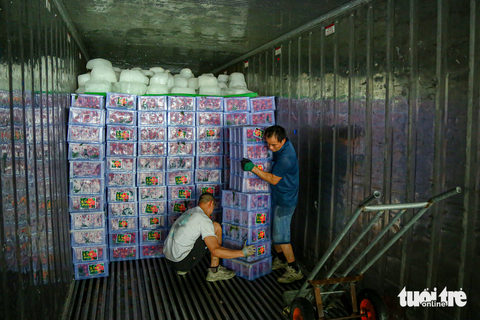 Vải thiều Lục Ngạn tất bật du ngoạn Trung Quốc - Ảnh 9. Vải thiều Lục Ngạn tất bật du ngoạn Trung Quốc - Ảnh 9.
