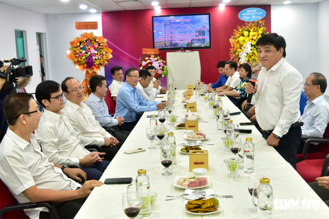 Nhiều cơ quan, đơn vị đến thăm, chúc mừng báo Tuổi Trẻ - Ảnh 3. Nhiều cơ quan, đơn vị đến thăm, chúc mừng báo Tuổi Trẻ - Ảnh 3.