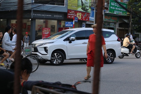 CĐV Hải Phòng đi Nam Định xem tuyển Việt Nam đá vì thấy... chưa đã - Ảnh 4. CĐV Hải Phòng đi Nam Định xem tuyển Việt Nam đá vì thấy... chưa đã - Ảnh 4.