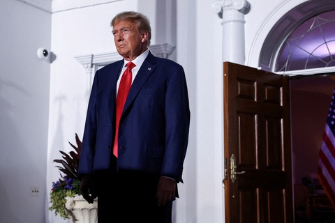 Thẩm phán Mỹ ấn định ngày xét xử ông Trump vụ tài liệu mật - Ảnh 1. Thẩm phán Mỹ ấn định ngày xét xử ông Trump vụ tài liệu mật - Ảnh 1.