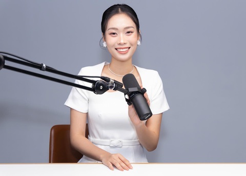 Tin tức giải trí 21-6: Mỹ Lệ bị con gái chê hát dở, Hoa hậu Ban Mai làm MC - Ảnh 3. Tin tức giải trí 21-6: Mỹ Lệ bị con gái chê hát dở, Hoa hậu Ban Mai làm MC - Ảnh 3.