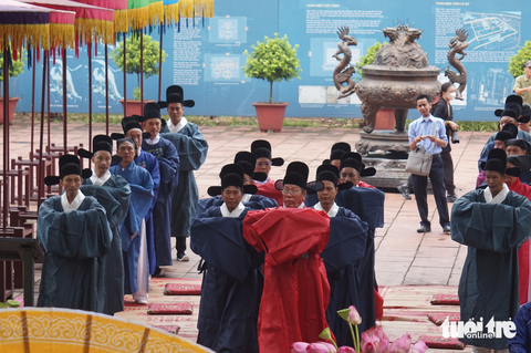 Khám phá Tết Đoan ngọ độc đáo từ cung đình đến dân gian - Ảnh 1. Khám phá Tết Đoan ngọ độc đáo từ cung đình đến dân gian - Ảnh 1.