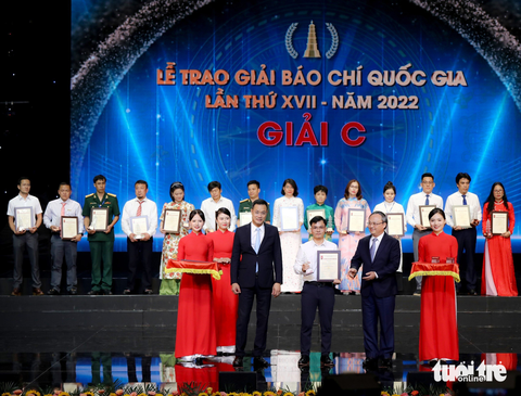 Chủ tịch nước Võ Văn Thưởng: Báo chí phải giám sát quyền lực - Ảnh 5. Chủ tịch nước Võ Văn Thưởng: Báo chí phải giám sát quyền lực - Ảnh 5.