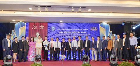 Bất động sản đối diện 2 thách thức nhưng có tin tốt - Ảnh 1. Bất động sản đối diện 2 thách thức nhưng có tin tốt - Ảnh 1.