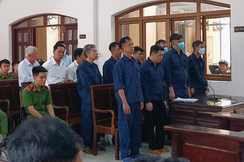 Mở lại phiên tòa xét xử sai phạm tại khu dân cư Phước Thái - Ảnh 1. Mở lại phiên tòa xét xử sai phạm tại khu dân cư Phước Thái - Ảnh 1.
