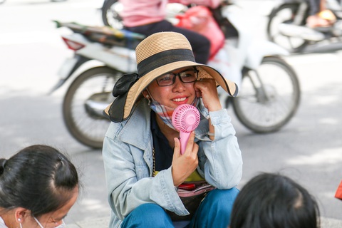 Thời tiết hôm nay 22-6: Mưa tăng ở Bắc Bộ, Nam Bộ ngày nắng - Ảnh 1. Thời tiết hôm nay 22-6: Mưa tăng ở Bắc Bộ, Nam Bộ ngày nắng - Ảnh 1.