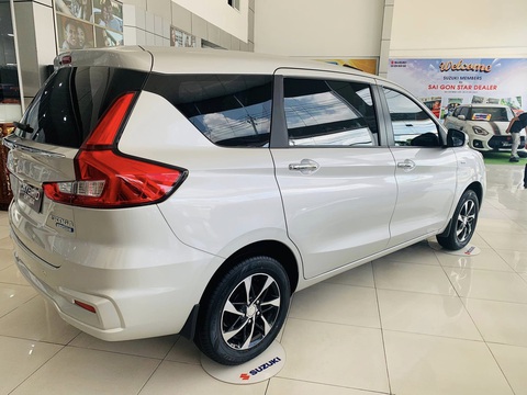 Tin tức giá xe: Suzuki Ertiga giảm kỷ lục 70 triệu đồng - Ảnh 3. Tin tức giá xe: Suzuki Ertiga giảm kỷ lục 70 triệu đồng - Ảnh 3.