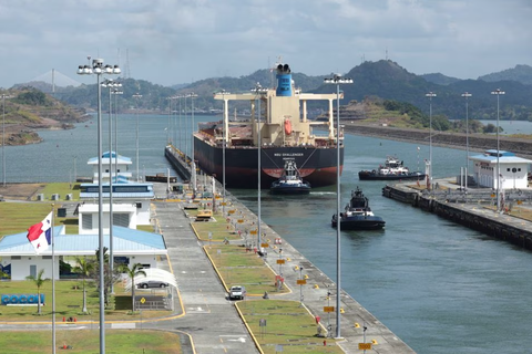 Kênh đào Panama thêm lệnh hạn chế vì hạn hán - Ảnh 1. Kênh đào Panama thêm lệnh hạn chế vì hạn hán - Ảnh 1.