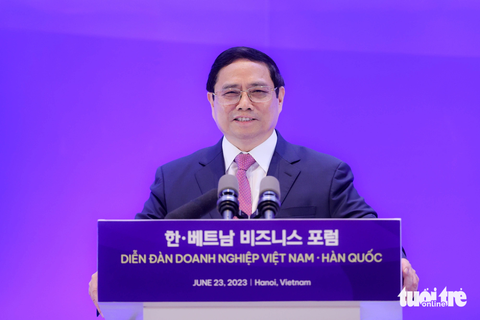 Những tỉ phú nổi tiếng nhất Hàn Quốc cùng xuất hiện tại Việt Nam - Ảnh 13. Những tỉ phú nổi tiếng nhất Hàn Quốc cùng xuất hiện tại Việt Nam - Ảnh 13.
