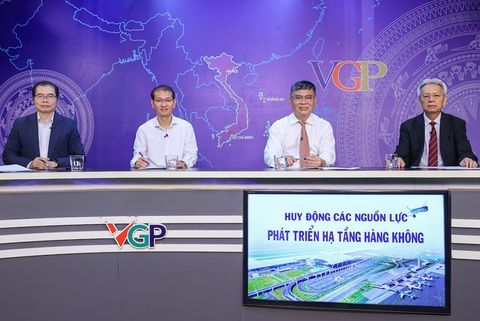 Ngân sách eo hẹp mà sân bay quá tải, tiền đâu để đầu tư? - Ảnh 1. Ngân sách eo hẹp mà sân bay quá tải, tiền đâu để đầu tư? - Ảnh 1.