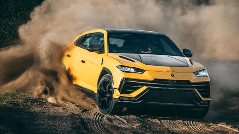 Lamborghini Urus đứng trước thay đổi lớn vào 2024, chuẩn bị trở thành xe điện vào cuối thập kỷ - Ảnh 1. Việc sử dụng công nghệ điện hóa sẽ khiến Lamborghini Urus nặng nề hơn đáng kể, vì mô tơ và pin điện - Ảnh: Lamborghini