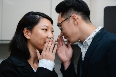 Nơi công sở, sống 'thật' đến đâu là đủ? - Ảnh 2. Vậy làm thế nào để thể hiện cá tính nơi công sở? - Ảnh: Internet