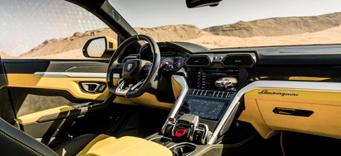Lamborghini Urus đứng trước thay đổi lớn vào 2024, chuẩn bị trở thành xe điện vào cuối thập kỷ - Ảnh 2. Nội thất Urus có lẽ sẽ không được đụng tới nhiều ở bản facelift 2024 - Ảnh: Lamborghini