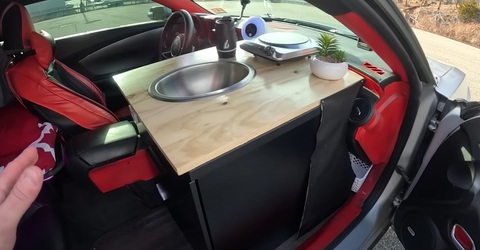 Sống trong nhà di động: Nhiều bất tiện, nhưng tiết kiệm - Ảnh 3. Sống trong nhà di động: Nhiều bất tiện, nhưng tiết kiệm - Ảnh 3.