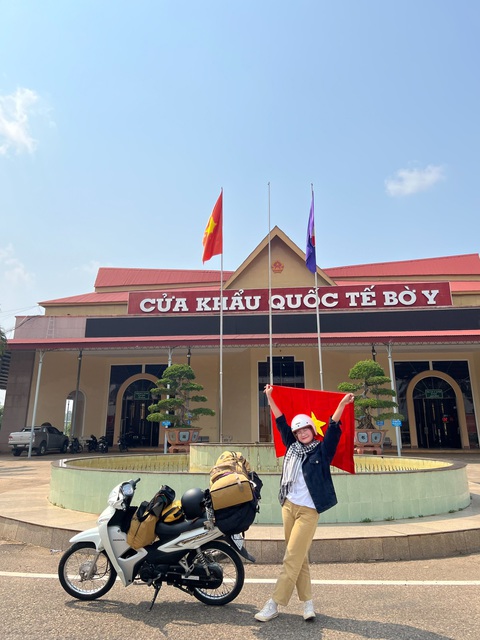 Đôi bạn thân cưỡi ‘chiến mã’ rong ruổi khắp Tây Nguyên chỉ với 15 triệu đồng - Ảnh 3. Đôi bạn thân cưỡi ‘chiến mã’ rong ruổi khắp Tây Nguyên chỉ với 15 triệu đồng - Ảnh 3.
