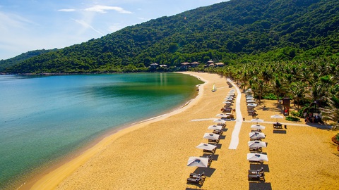 Chân dung một “thành phố đáng sống” - Ảnh 2. Khu nghỉ dưỡng InterContinental Danang Sun Peninsula Resort - Ảnh: Sun Group