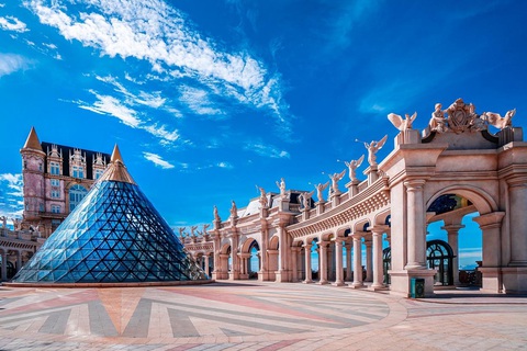 Chân dung một “thành phố đáng sống” - Ảnh 3. Khu du lịch Sun World Ba Na Hills - Ảnh: Sun Group