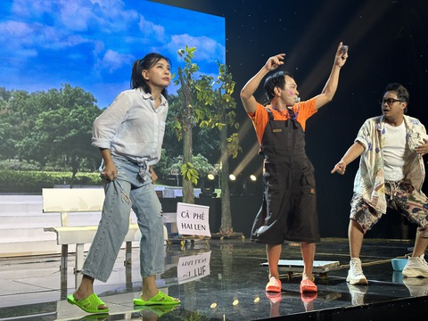 Từ trái qua: Cát Phượng, Dũng Nhí, La Thành trong "Hãy sống chân thật" - Ảnh: TÔ HIẾU Từ trái qua: Cát Phượng, Dũng Nhí, La Thành trong "Hãy sống chân thật" - Ảnh: TÔ HIẾU