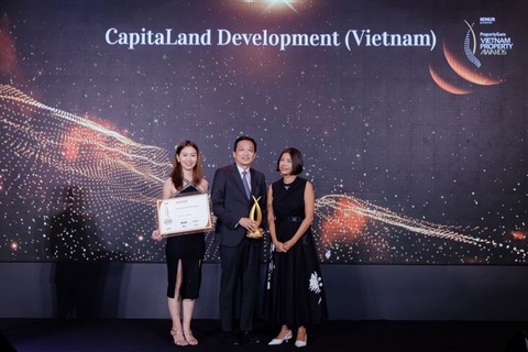 Dấu ấn 3 thập kỷ phát triển bền vững của CapitaLand Development tại Việt Nam - Ảnh 3. CLD (Việt Nam) nhận giải thưởng "Nhà phát triển bất động sản bền vững xuất sắc" tại giải thưởng bất động sản PropertyGuru Việt Nam 2021