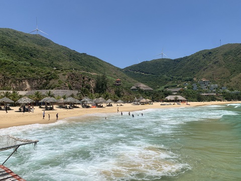 ‘Du lịch bằng ô tô tự lái rẻ hơn hẳn’ - Ảnh 1. ‘Du lịch bằng ô tô tự lái rẻ hơn hẳn’ - Ảnh 1.