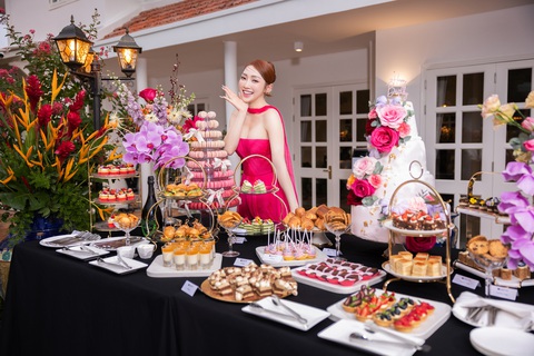 Chi Bảo mở tiệc mừng sinh nhật vợ ở biệt thự mới triệu đô - Ảnh 3. Chi Bảo mở tiệc mừng sinh nhật vợ ở biệt thự mới triệu đô - Ảnh 3.