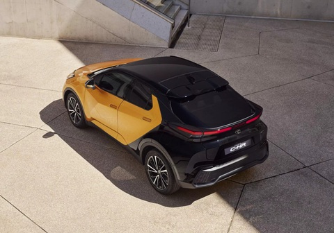 Toyota C-HR 2024 ra mắt: Lột xác toàn diện, tăng tiện nghi để đấu Honda HR-V - Ảnh 5. Toyota C-HR 2024 ra mắt: Lột xác toàn diện, tăng tiện nghi để đấu Honda HR-V - Ảnh 5.