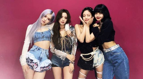 Show Blackpink được công ty tổ chức đánh giá là sự kiện bản lề của ngành công nghiệp giải trí Việt Nam - Ảnh: Blackpink/Instagram Show BlackPink được công ty tổ chức đánh giá là sự kiện bản lề của ngành công nghiệp giải trí Việt Nam - Ảnh: Blackpink/Instagram