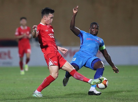 Bối rối khi 3 CLB chọn Hàng Đẫy làm sân nhà để đua vô địch V-League - Ảnh 4. Bối rối khi 3 CLB chọn Hàng Đẫy làm sân nhà để đua vô địch V-League - Ảnh 4.